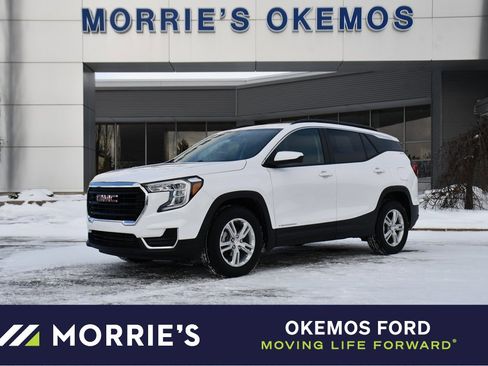 Used 2022 GMC Terrain SLE w/ Driver Convenience Package image 1