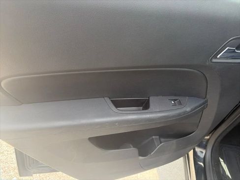 Used 2017 GMC Terrain SLE w/ Convenience Package FWD image 12