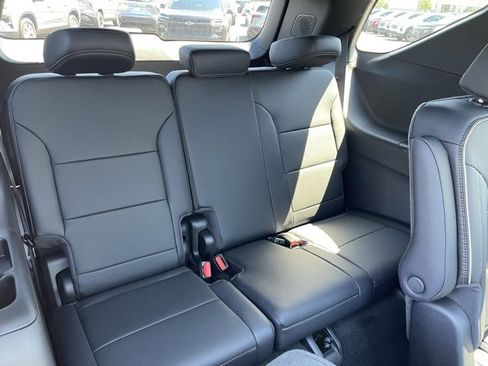 New 2026 Chevrolet Traverse High Country w/ LPO, Floor Liner Package image 13