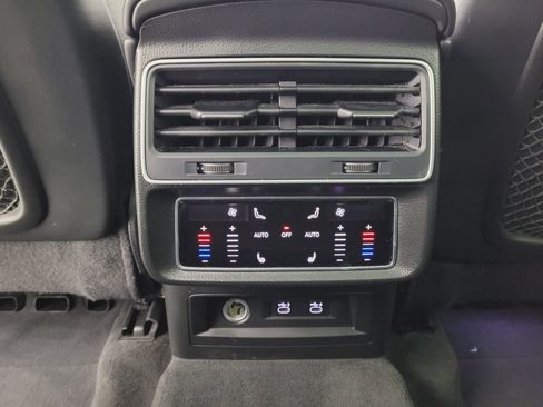 Used 2021 Audi Q7 3.0T Premium Plus w/ Executive Package image 15