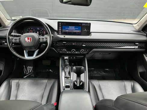 Used 2023 Honda Accord Touring image 15