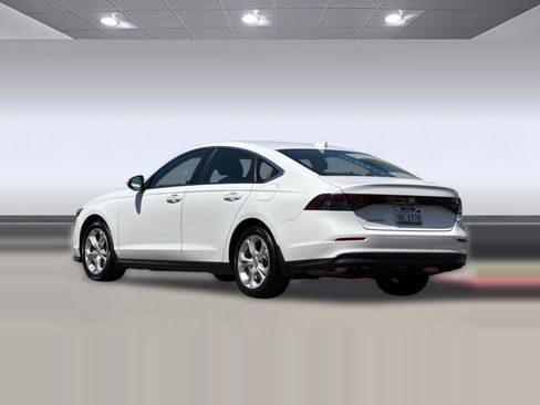 Used 2024 Honda Accord LX image 3