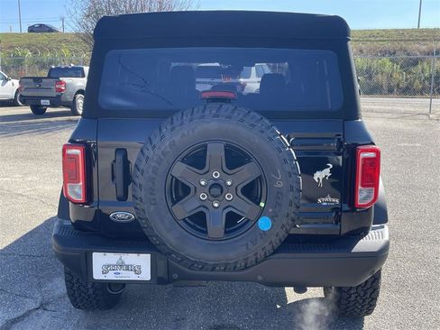 New 2025 Ford Bronco Big Bend w/ Black Diamond Package image 4