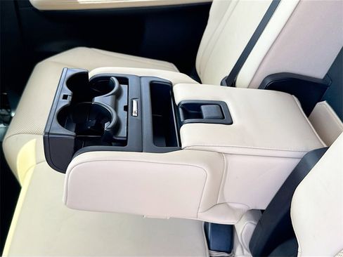 Used 2021 Lexus RX 350L FWD w/ Premium Package image 29