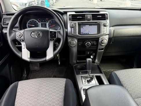 Used 2014 Toyota 4Runner SR5 RWD image 29
