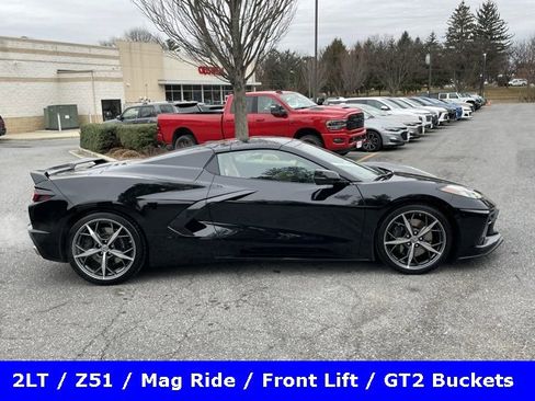 Used 2021 Chevrolet Corvette Stingray Preferred Conv w/ Z51 Performance Package image 9