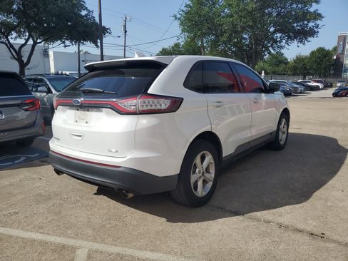 Used 2017 Ford Edge SE FWD image 6