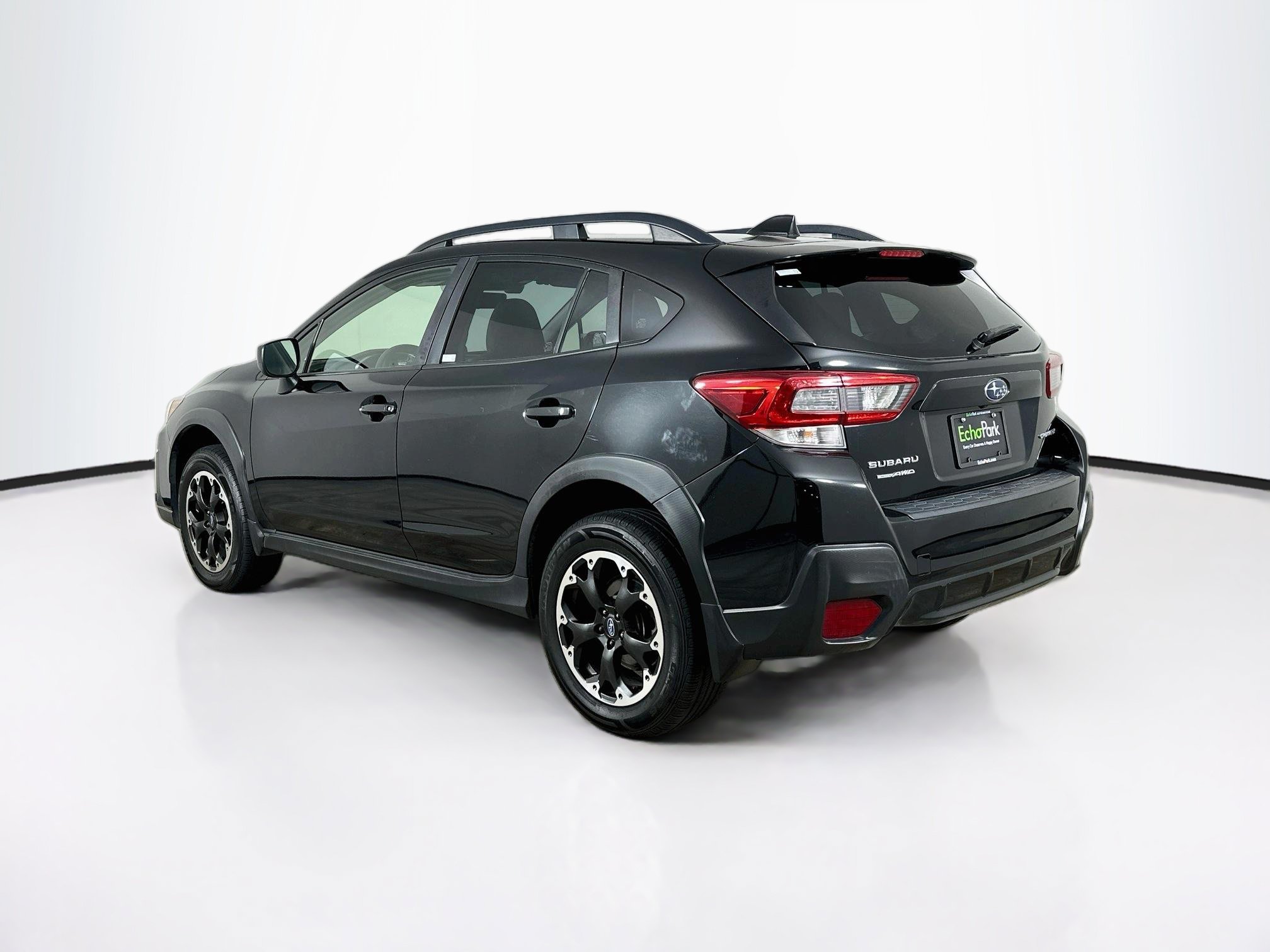 Used 2021 Subaru Crosstrek 2.0i Premium w/ Moonroof Package AWD/4WD image 5
