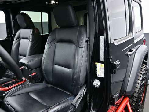 Used 2020 Jeep Wrangler Unlimited Sport S AWD/4WD image 13