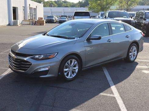 Used 2024 Chevrolet Malibu LT FWD image 5