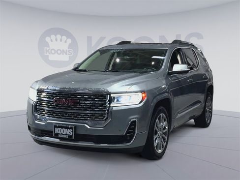 Used 2023 GMC Acadia Denali w/ Denali Technology Package image 5