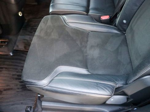 Used 2018 Volvo XC90 T6 R-Design w/ Convenience Package image 18