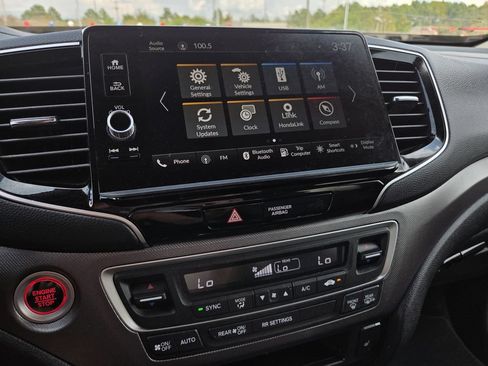Used 2025 Honda Ridgeline RTL image 10