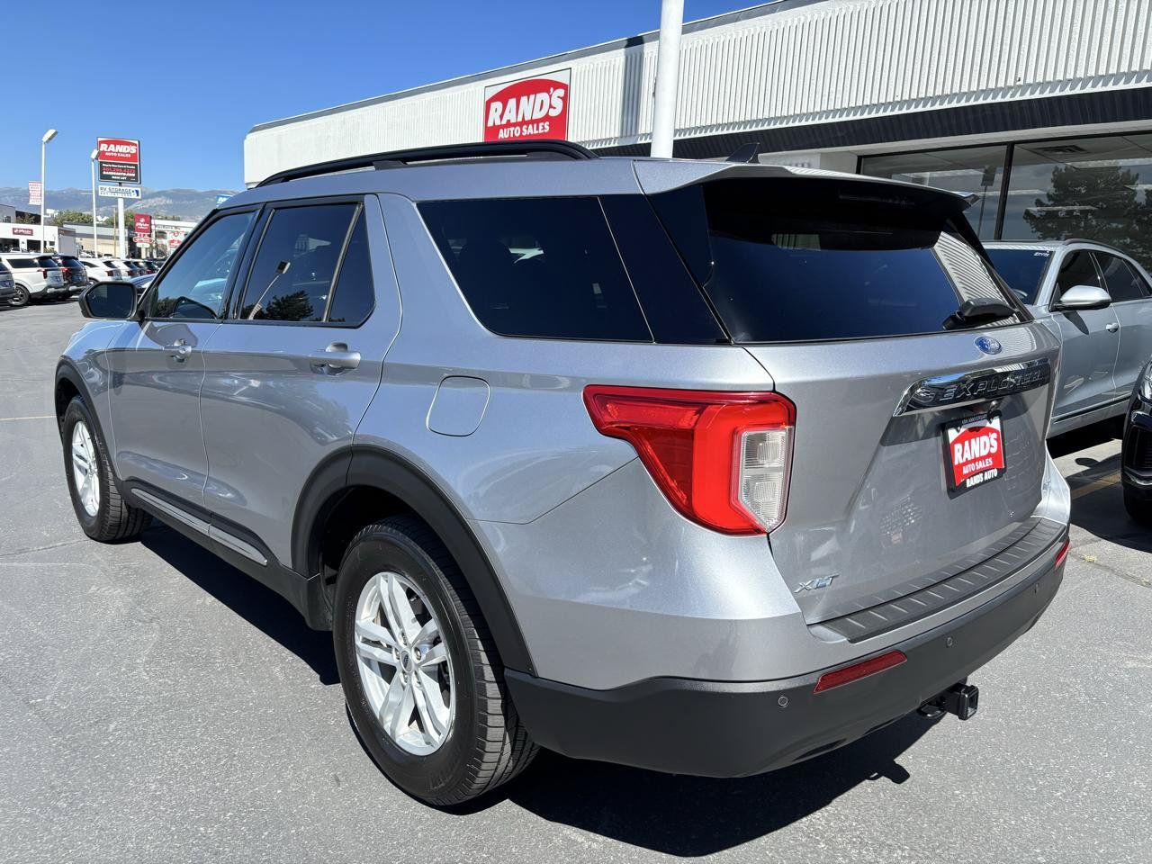 Used 2021 Ford Explorer XLT AWD/4WD image 5