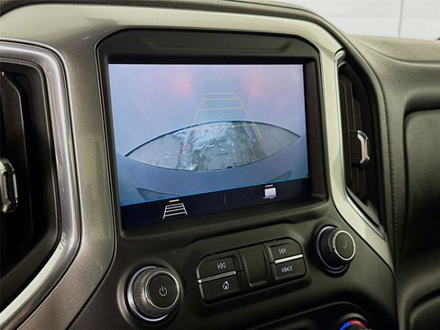 Used 2021 Chevrolet Silverado 1500 LT Trail Boss image 13