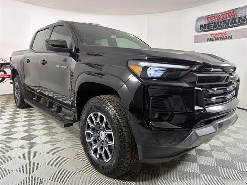 Used 2026 Chevrolet Colorado Z71 w/ Technology Package image 1