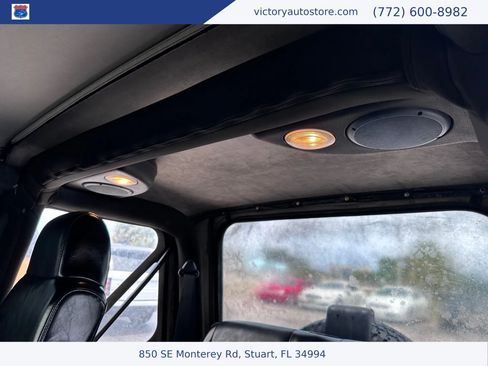 Used 2005 Jeep Wrangler X AWD/4WD image 25