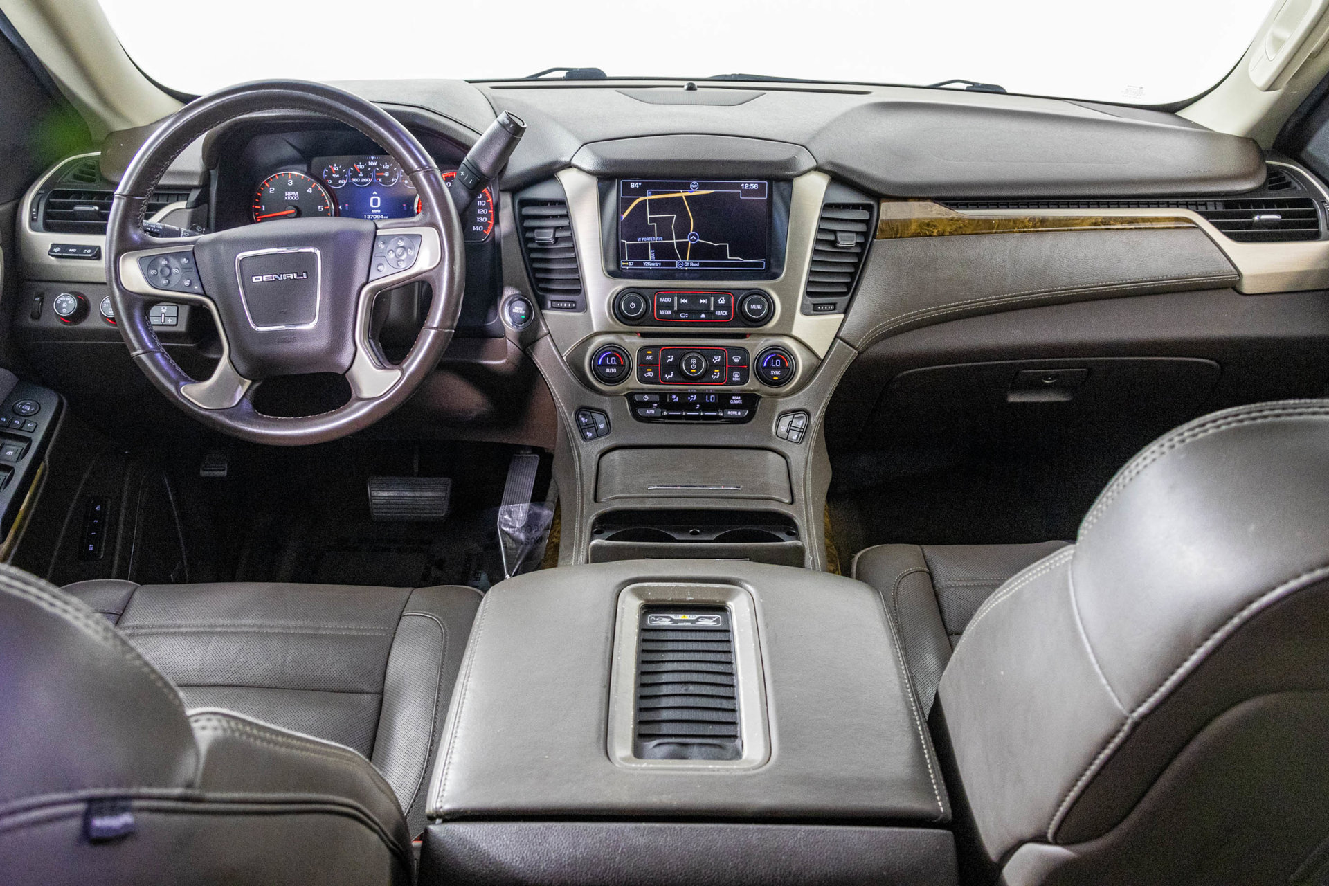Used 2016 GMC Yukon Denali w/ Open Road Package AWD/4WD image 35