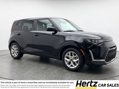 Used 2025 Kia Soul LX w/ LX Technology Package