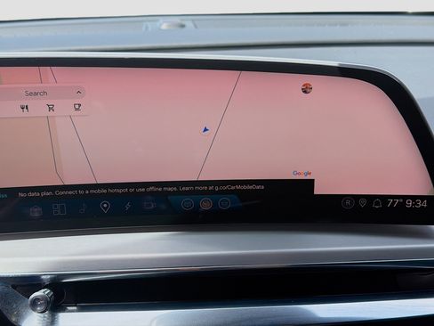 Used 2024 Cadillac Lyriq Luxury image 13