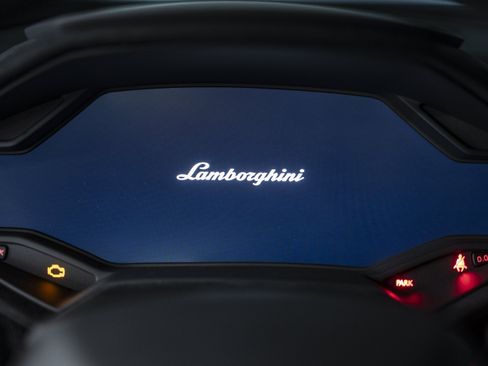 Used 2024 Lamborghini Huracan STO RWD image 47