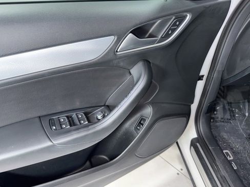 Used 2018 Audi Q3 2.0T Premium image 13