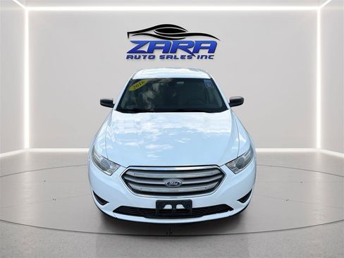 Used 2016 Ford Taurus SE FWD image 10
