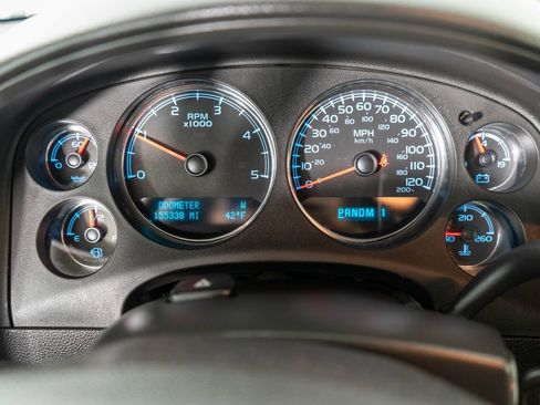 Used 2011 GMC Sierra 2500 SLT w/ SLT Convenience Package image 14