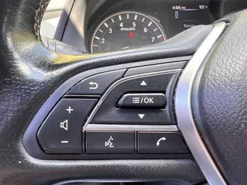 Used 2019 INFINITI Q50 Luxe w/ Essential Package (3.0T Luxe) RWD image 21