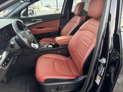 Used 2024 Kia Sportage SX image 12