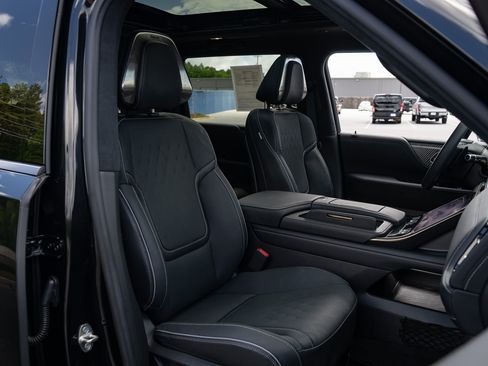 Used 2026 INFINITI QX80 Autograph w/ Premium Cargo Package AWD/4WD image 49