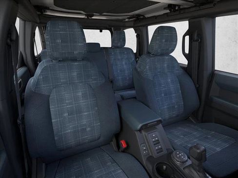 New 2025 Ford Bronco Heritage Edition image 10