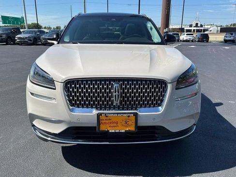 Used 2022 Lincoln Corsair Reserve w/ Equipment Group 201A AWD/4WD image 9