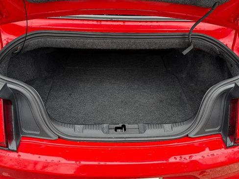 Used 2017 Ford Mustang Premium image 21