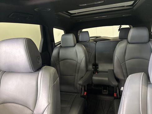 Used 2022 Buick Enclave Premium w/ Experience Buick Package image 20
