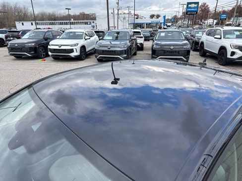 Certified 2023 Volkswagen Jetta SE image 21