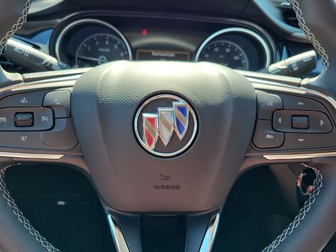 Used 2023 Buick Encore GX Select w/ Sport Touring Package image 17