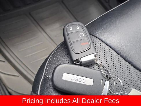 Used 2022 Jeep Cherokee Latitude Lux AWD/4WD image 22