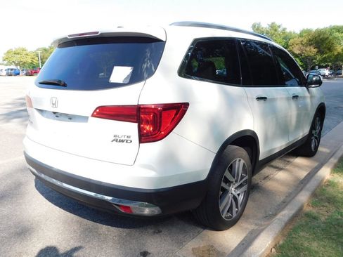 Used 2017 Honda Pilot Elite image 4