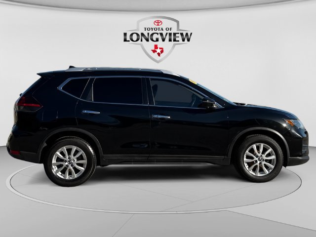 Used 2018 Nissan Rogue SV w/ Premium Package FWD image 6