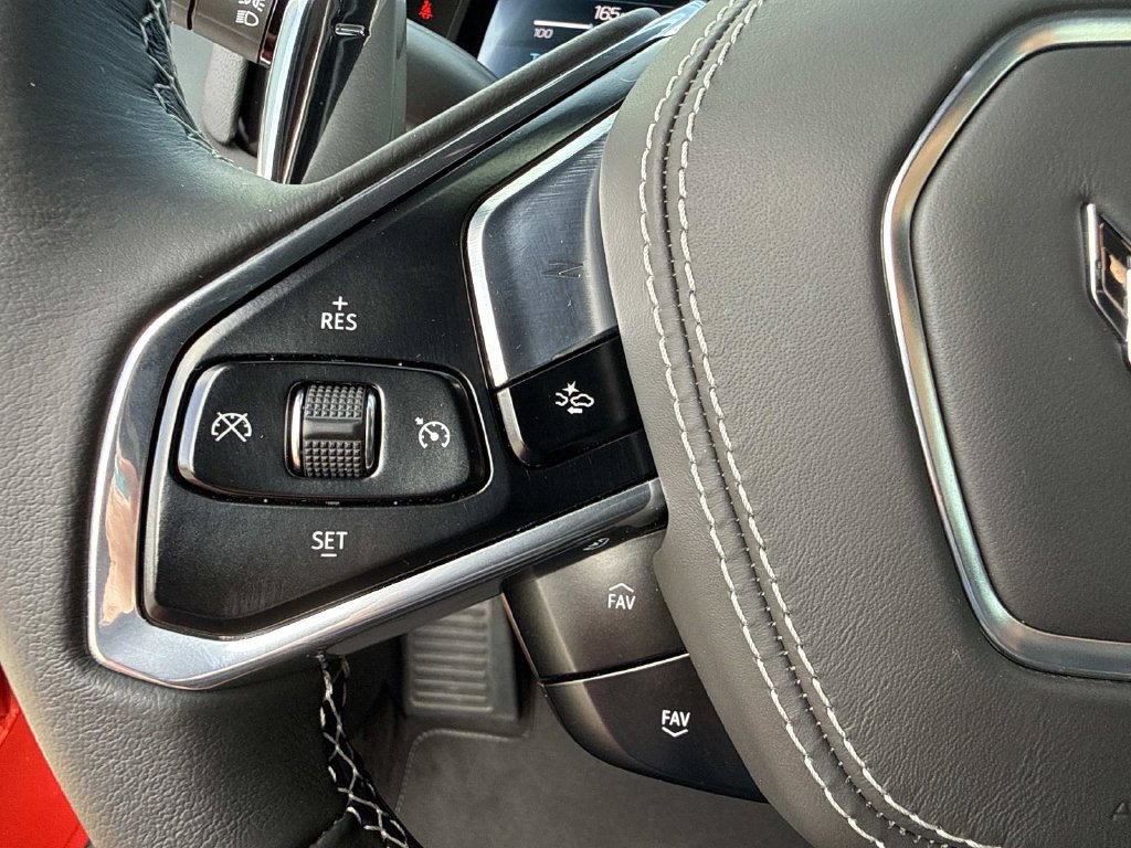 Used 2025 Chevrolet Corvette Z06 RWD image 25