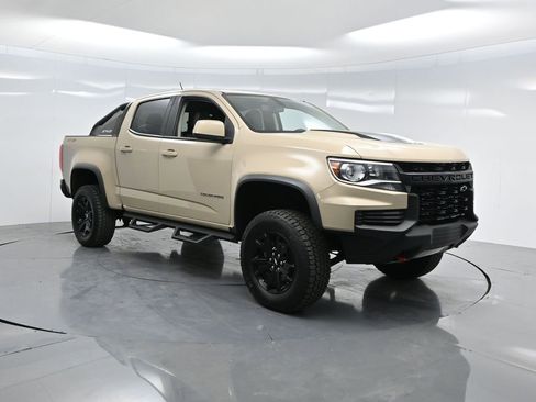 Used 2022 Chevrolet Colorado ZR2 w/ ZR2 Dusk Special Edition image 43