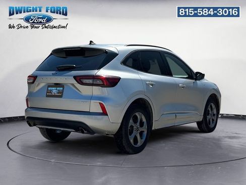 Certified 2024 Ford Escape ST-Line AWD/4WD image 5