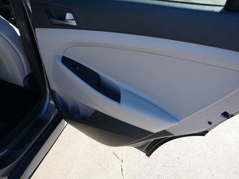 Used 2017 Hyundai Tucson SE image 27