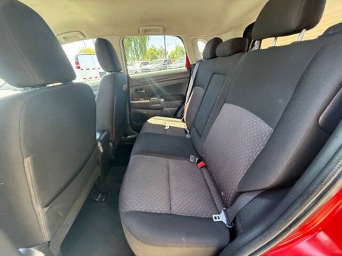 Used 2018 Mitsubishi Outlander Sport ES FWD image 16