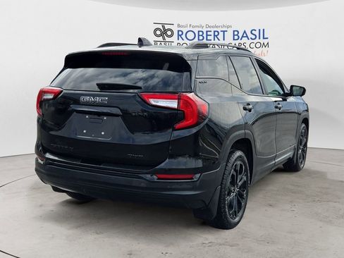 Used 2022 GMC Terrain SLE w/ Driver Convenience Package image 5