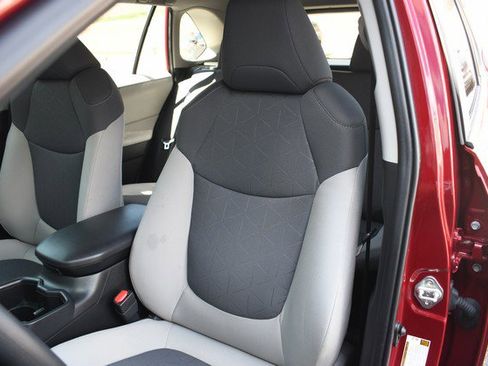 Certified 2024 Toyota RAV4 XLE AWD/4WD image 17