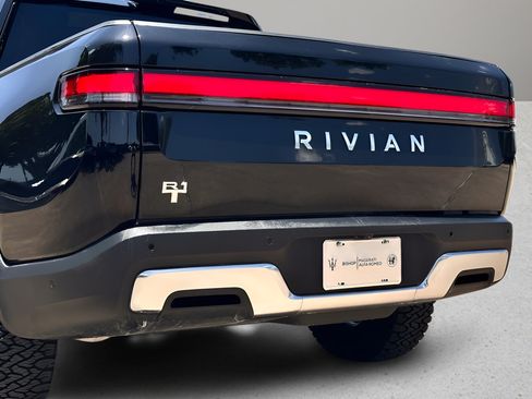 Used 2023 Rivian R1T Adventure AWD/4WD image 25
