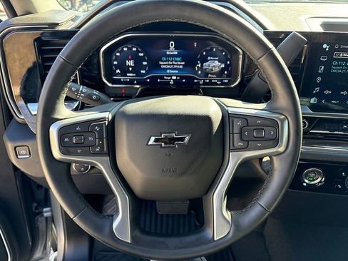 Used 2024 Chevrolet Silverado 1500 LT image 20