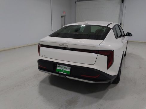Used 2025 Kia K4 FWD image 7